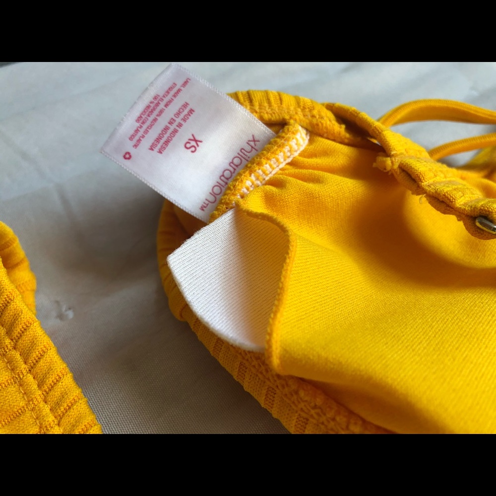 XS Yellow Ribbed Bikini - Picture 6 of 7